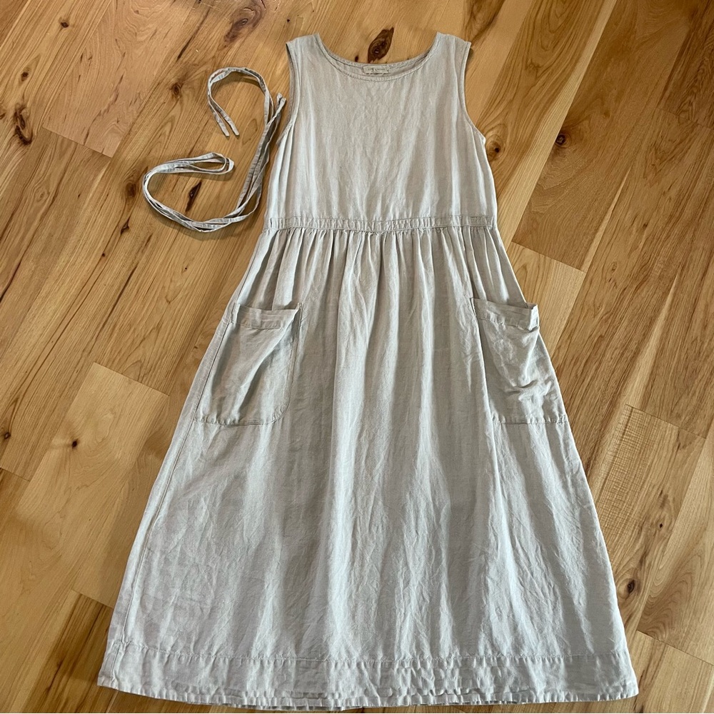 SOLD Gillian Stevens, Finley Dress - Picture 1 of 6